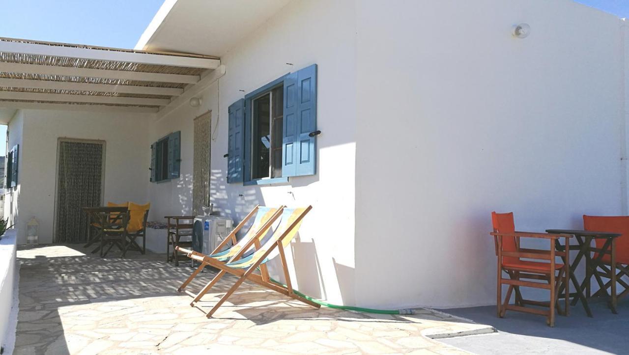 Вилла Anemos Seaside House Скирос Экстерьер фото